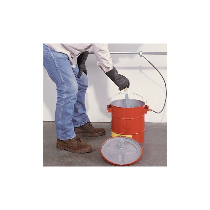 Justrite 27705 Portabe Mixing Tank with Removable Cover, Flame Arrester and Bonding Tab - 5 Gallon
