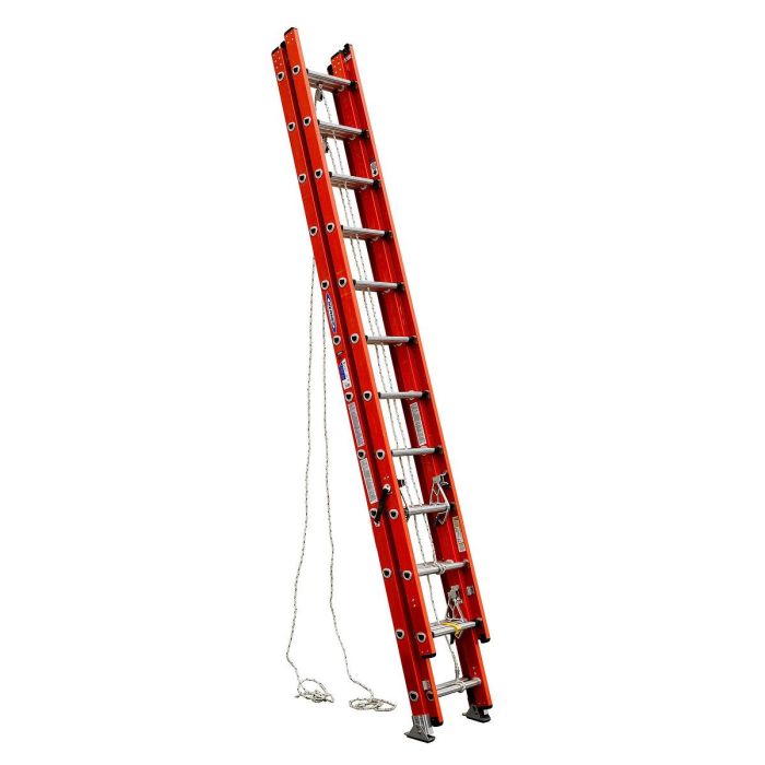 Werner D6200-3 Type IA Fiberglass D-Rung Extension Ladder
