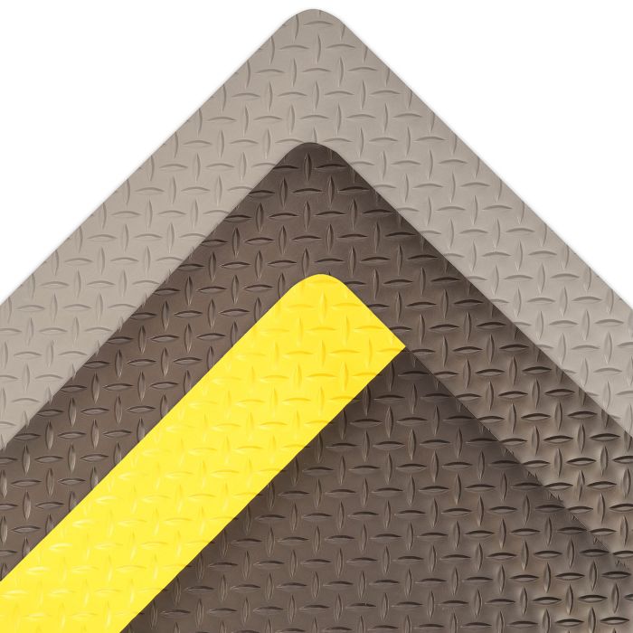 NoTrax Cushion-Trax Recycled Vinyl Top and Closed Cell PVC Foam Non-Slip Diamond Anti-Fatigue Mats