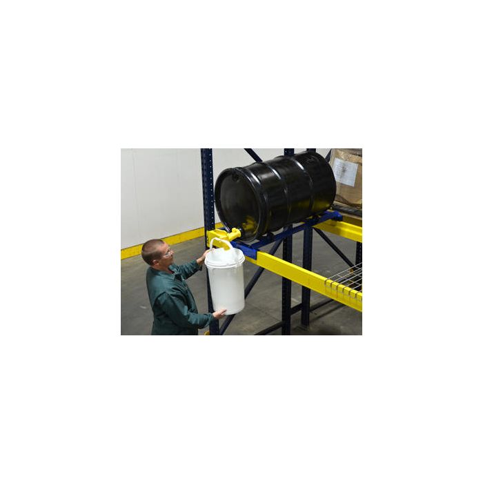 Vestil Drum Cradles and Drip Pans for Standard Pallet Racking