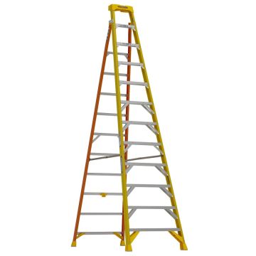 Werner L7300 Type IAA Fiberglass Leaning Ladder