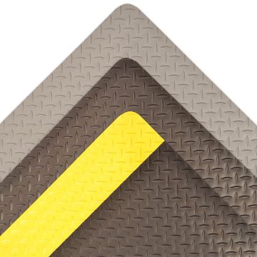 NoTrax Cushion-Trax Recycled Vinyl Top and Closed Cell PVC Foam Non-Slip Diamond Anti-Fatigue Mats