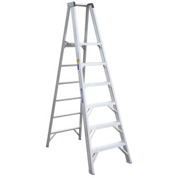 Werner P400 Series Aluminum Platform Stepladders