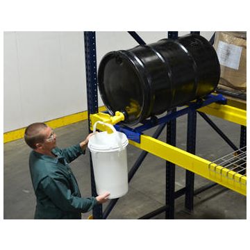 Vestil Drum Cradles and Drip Pans for Standard Pallet Racking