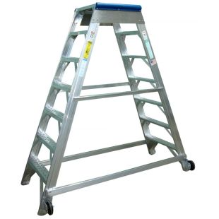 Metallic Ladder 20"W Aircraft Maintenance Platforms with Aggressive Treads