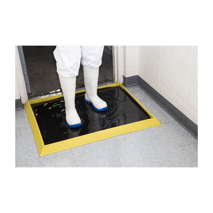 NoTrax Sani-Trax Plus Rubber Disinfectant Entrance Mats